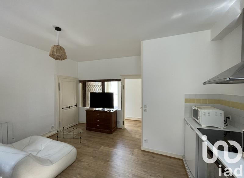 Maison - 360 m² - 17 pièces