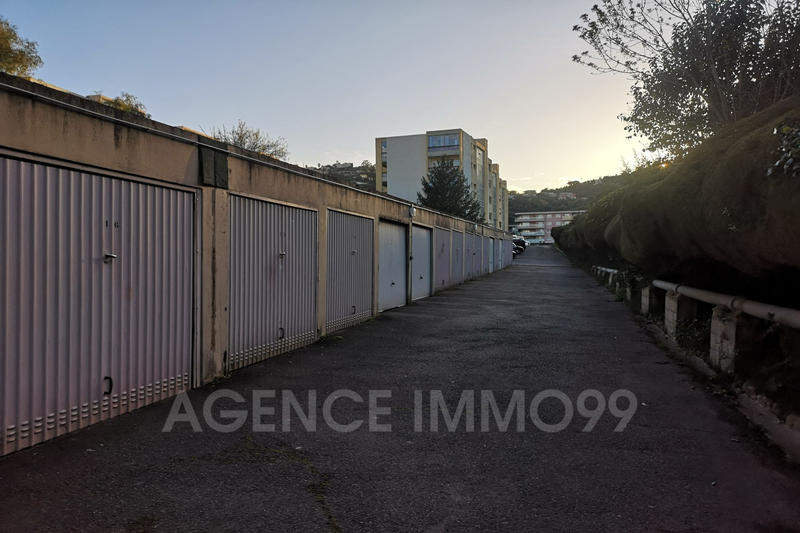 Parking / Garage - 13 m²