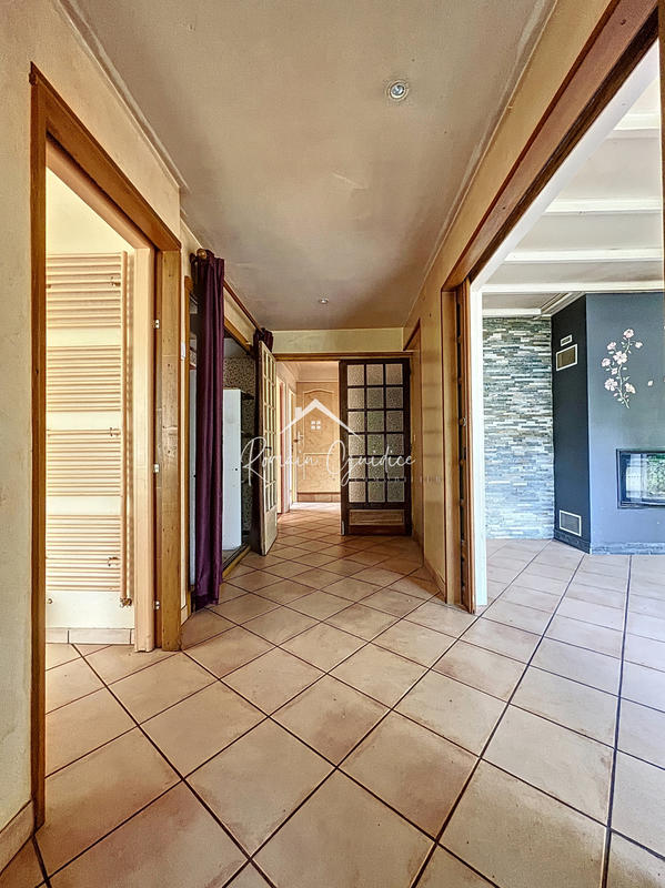 Maison - 175 m² - 8 pièces