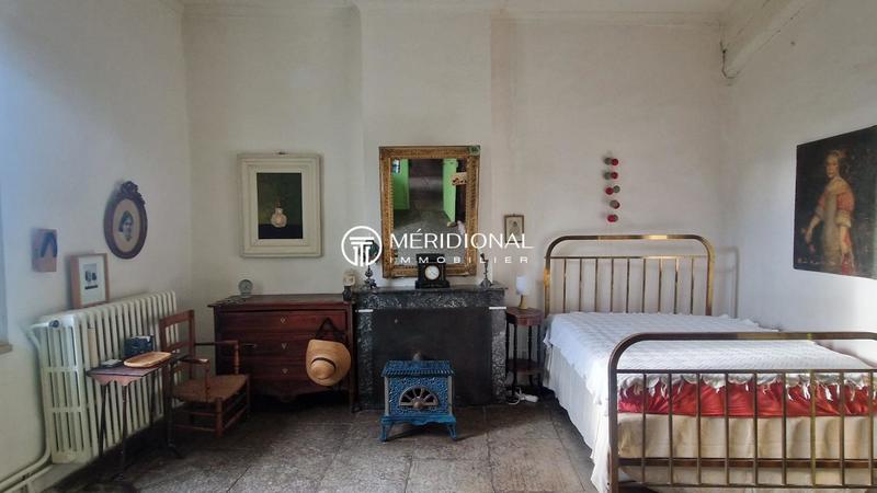 Maison de maîtres - 350 m² - 11 pièces