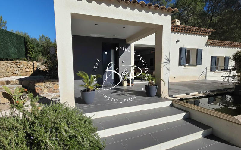 Maison - 148 m² - 6 pièces