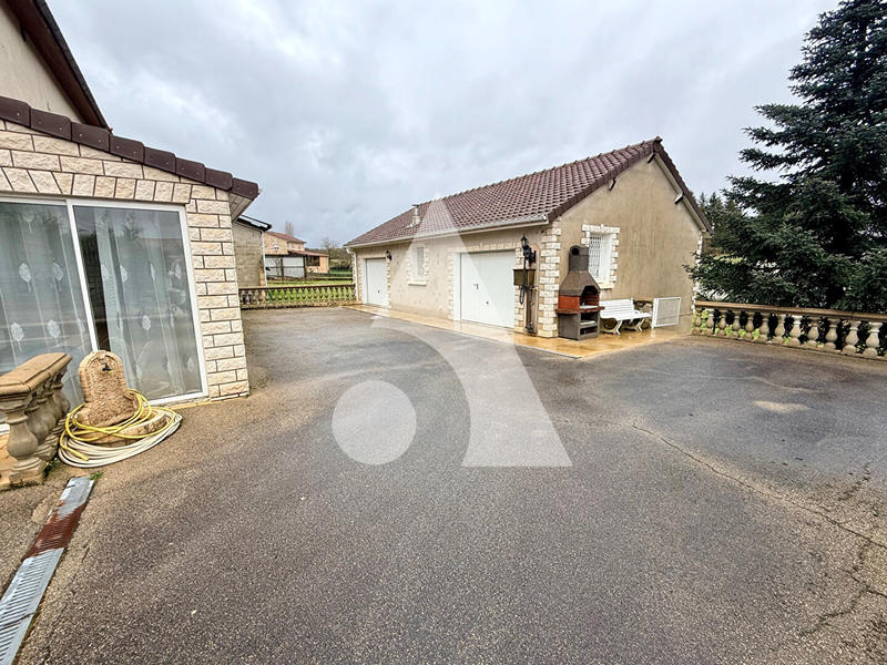 Maison - 177 m² - 6 pièces