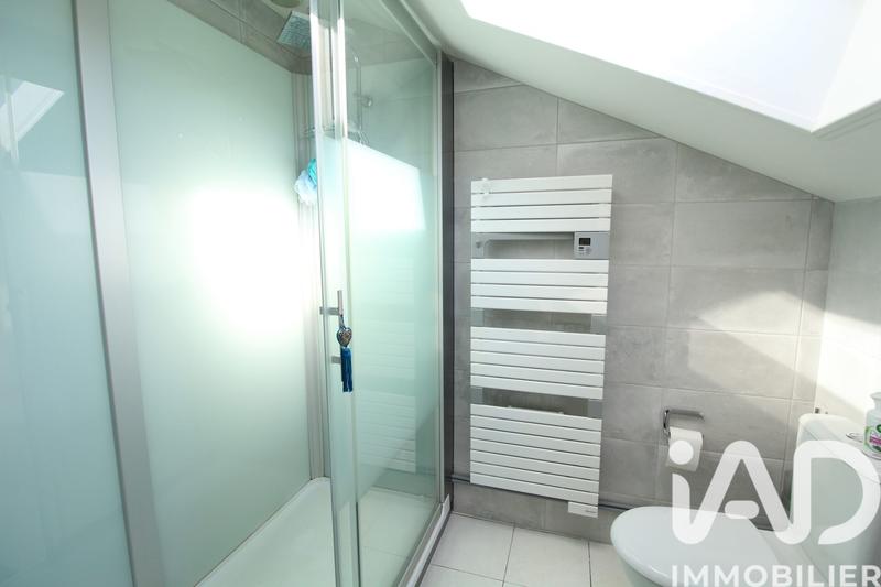 Maison - 96 m² - 5 pièces