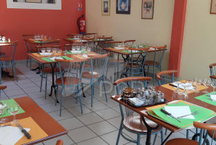 Magasins - 100 m² - 3 pièces