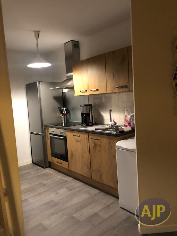 Appartement - 57 m² - 3 pièces