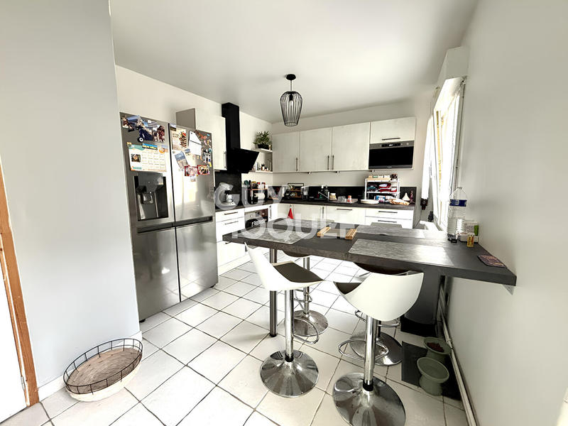 Maison - 150 m² - 7 pièces