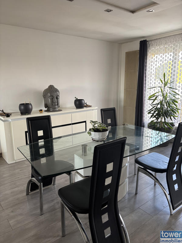 Maison - 142 m² - 6 pièces