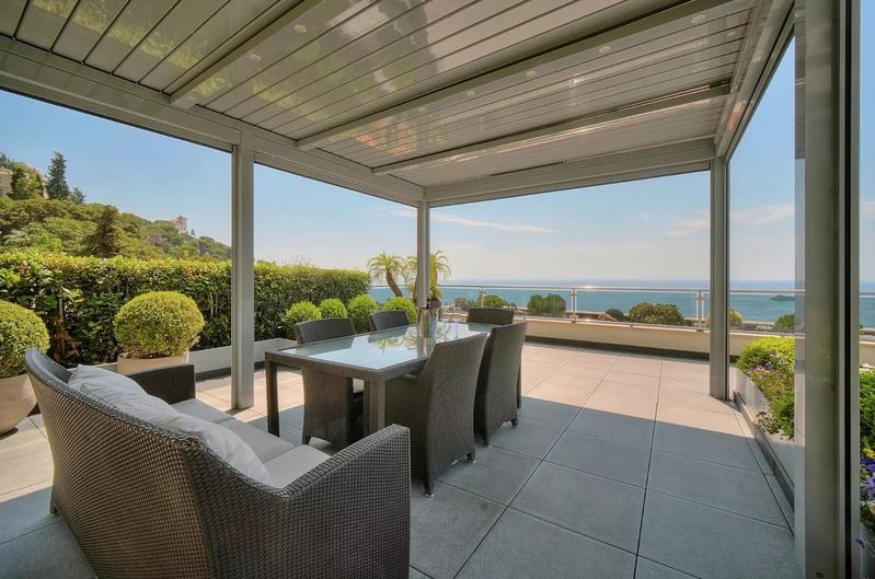 Appartement - 322 m² - 8 pièces