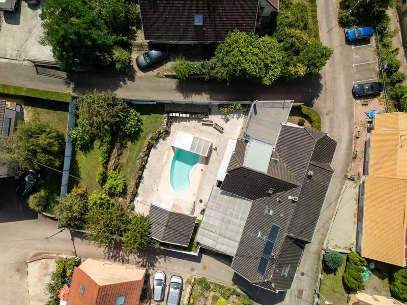 Maison - 186 m² - 6 pièces