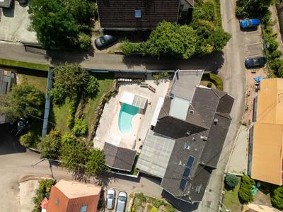 Maison - 186 m² - 6 pièces