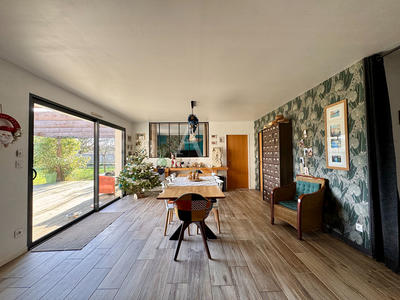 Maison - 136 m² - 5 pièces