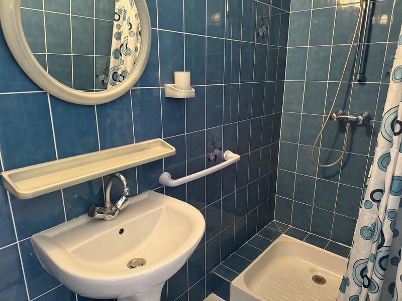 Maison - 329 m² - 13 pièces