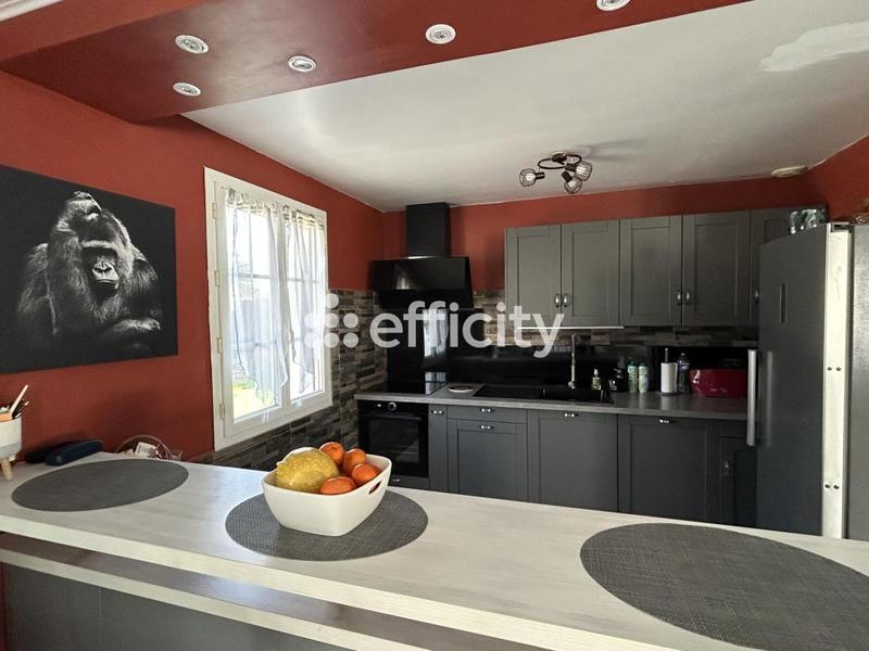 Maison - 121 m² - 6 pièces