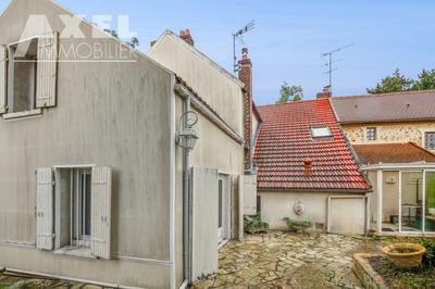 Maison ancienne - 174 m² - 6 pièces