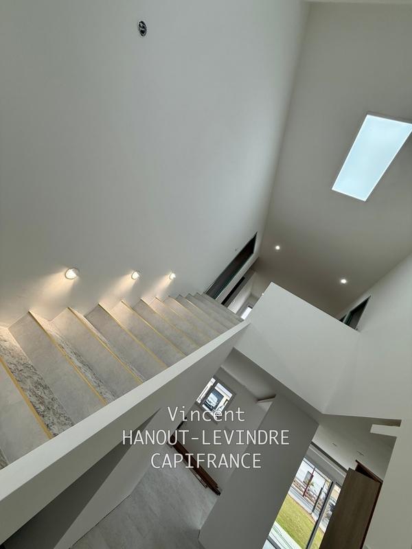 Maison - 137 m² - 6 pièces