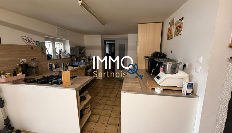 Maison - 186 m² - 10 pièces