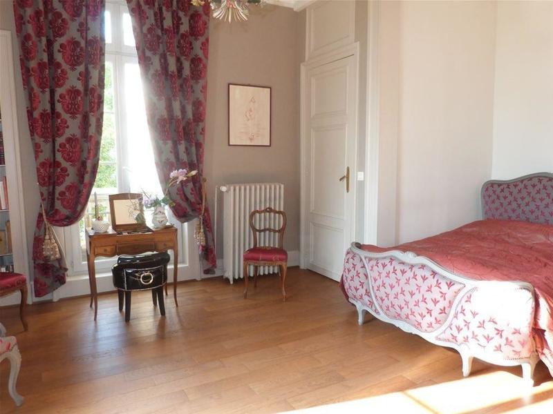 Château - 850 m² - 17 pièces