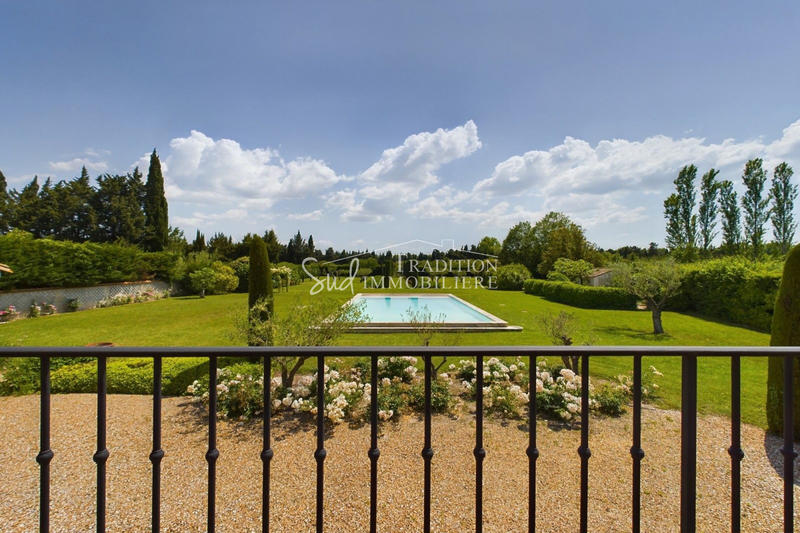 Maison - 400 m² - 9 pièces