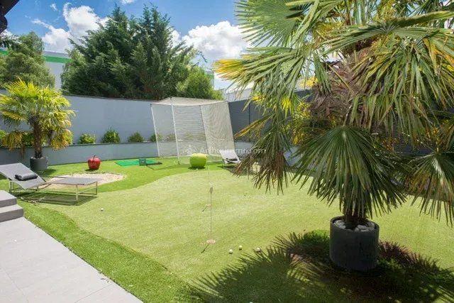 Appartement - 394 m² - 10 pièces