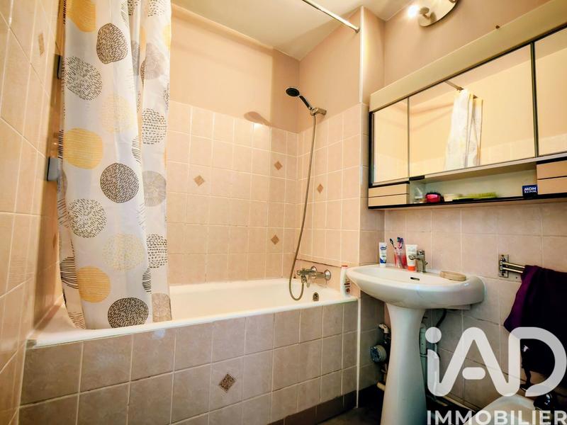 Appartement - 70 m² - 4 pièces