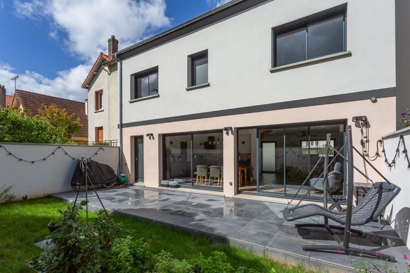 Maison - 128 m² - 6 pièces