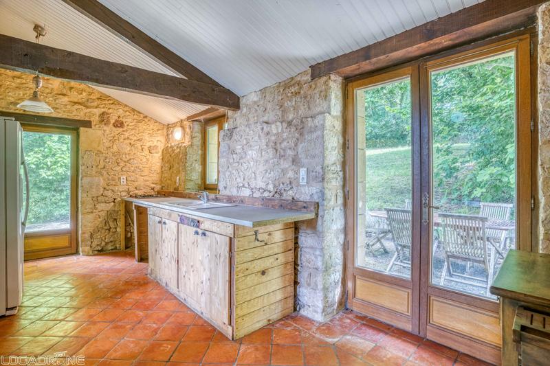 Maison traditionnelle - 126 m² - 6 pièces