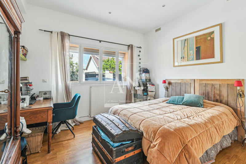 Maison - 188 m² - 7 pièces