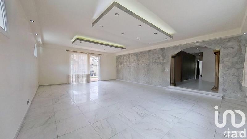 Maison - 179 m² - 6 pièces