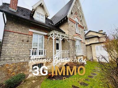 Maison - 166 m² - 7 pièces