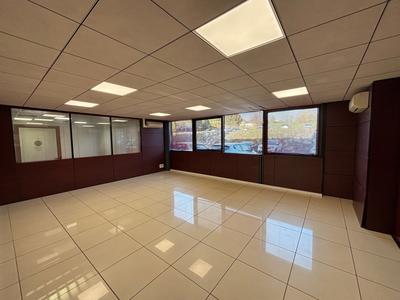 Bureau - 214 m²