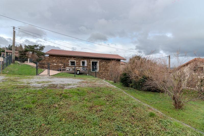 Maison - 222 m² - 7 pièces