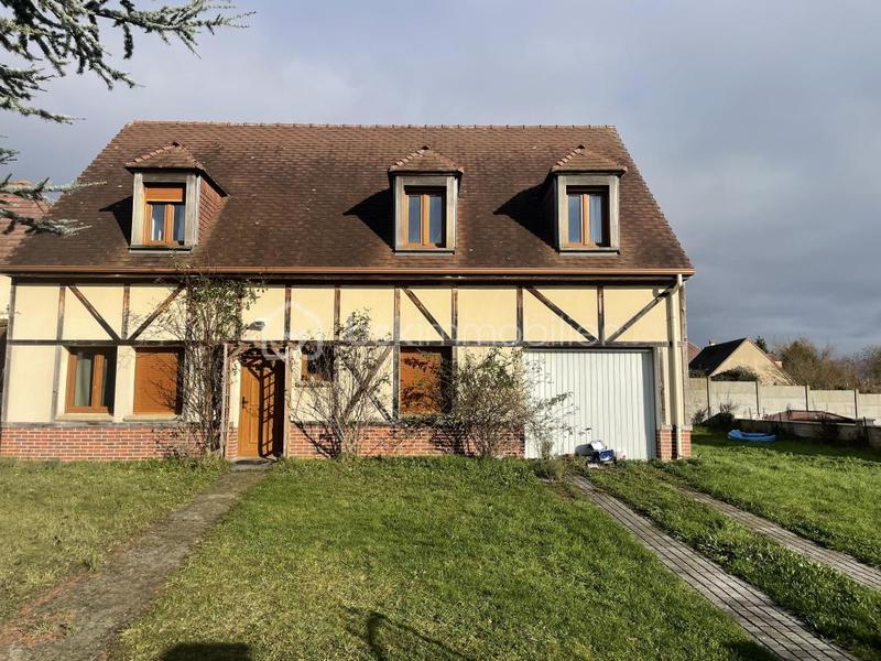 Maison traditionnelle - 129 m² - 5 pièces