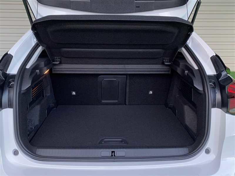 Citroën C4 1.2 PureTech 130ch Shine Eat8