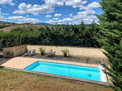 Maison - 200 m² - 6 pièces