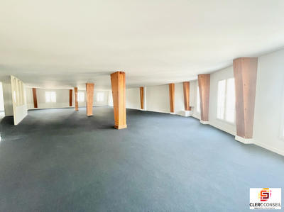 Bureau - 293 m²