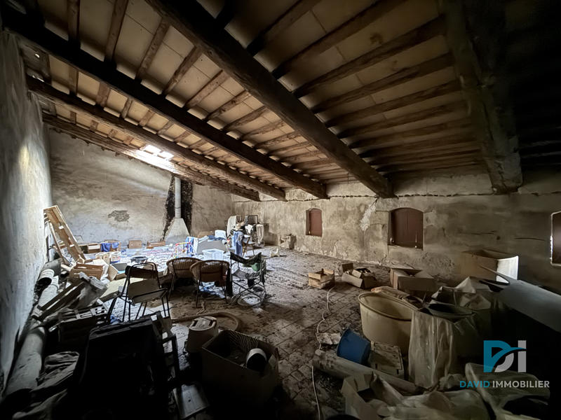 Maison - 261 m² - 11 pièces