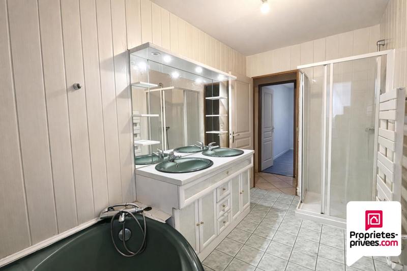 Maison - 96 m² - 5 pièces