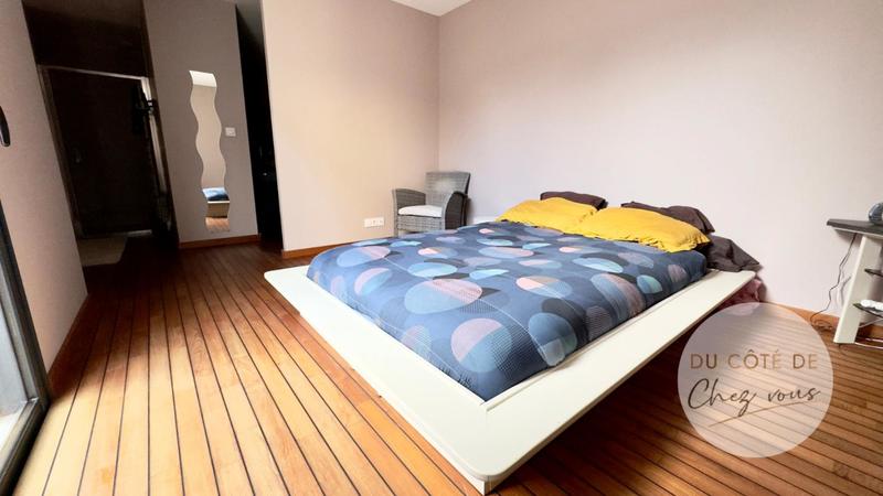 Maison - 295 m² - 8 pièces