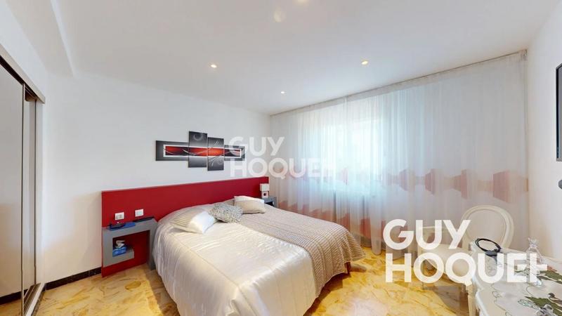 Maison d'architecte - 258 m² - 7 pièces