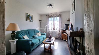 Maison - 137 m² - 7 pièces