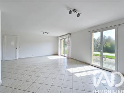 Maison - 88 m² - 4 pièces