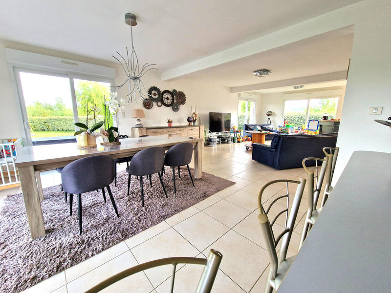 Maison - 160 m² - 6 pièces