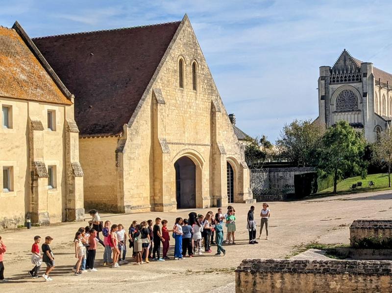 Les Étonnants Patrimoines : Visite sensorielle de l'abbaye d'Ardenne, dès 8 ans !