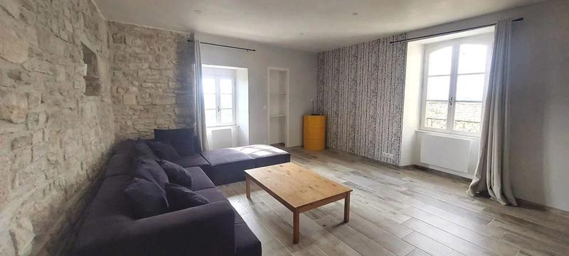 Maison traditionnelle - 90 m² - 5 pièces