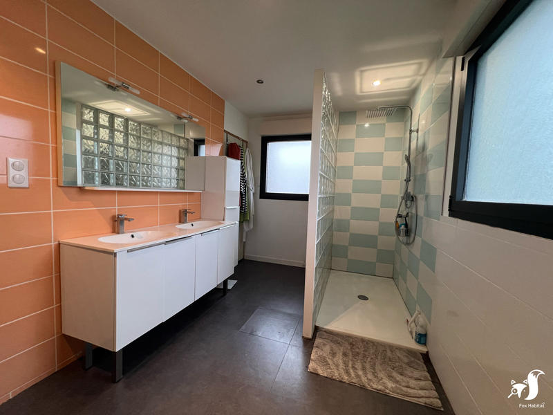 Maison - 146 m² - 5 pièces