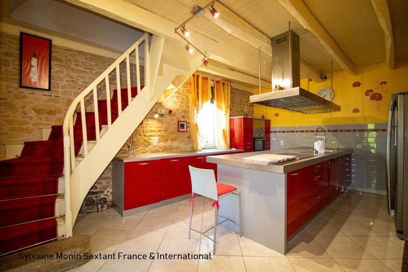 Maison - 400 m² - 14 pièces