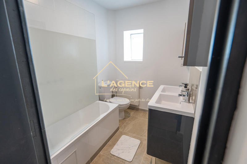 Maison - 120 m² - 8 pièces