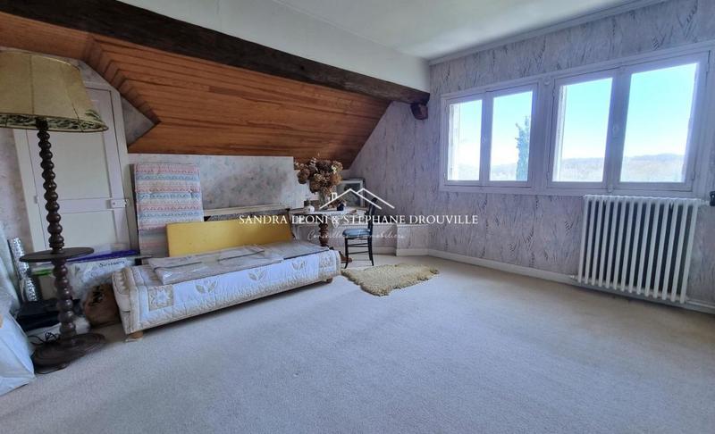 Maison - 144 m² - 6 pièces