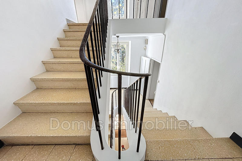 Maison - 283 m² - 11 pièces