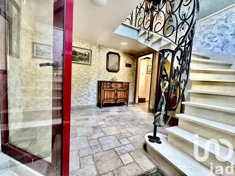 Maison de maîtres - 310 m² - 10 pièces